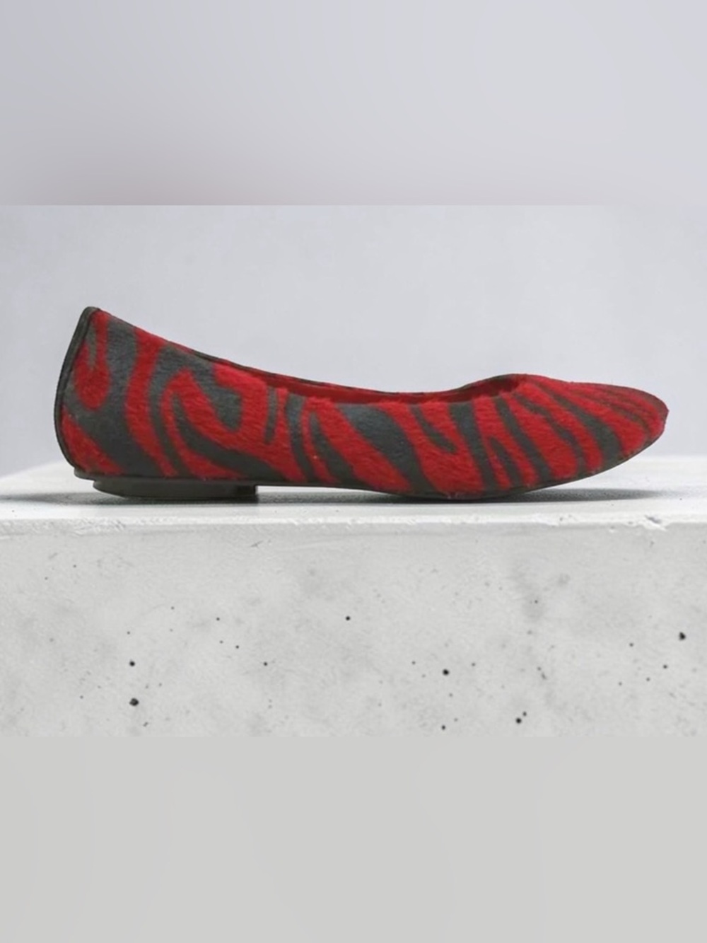 Ed Hardy Rare Red Black Calf Hair Zebra Print Slip On Ballet Flats Shoes 7